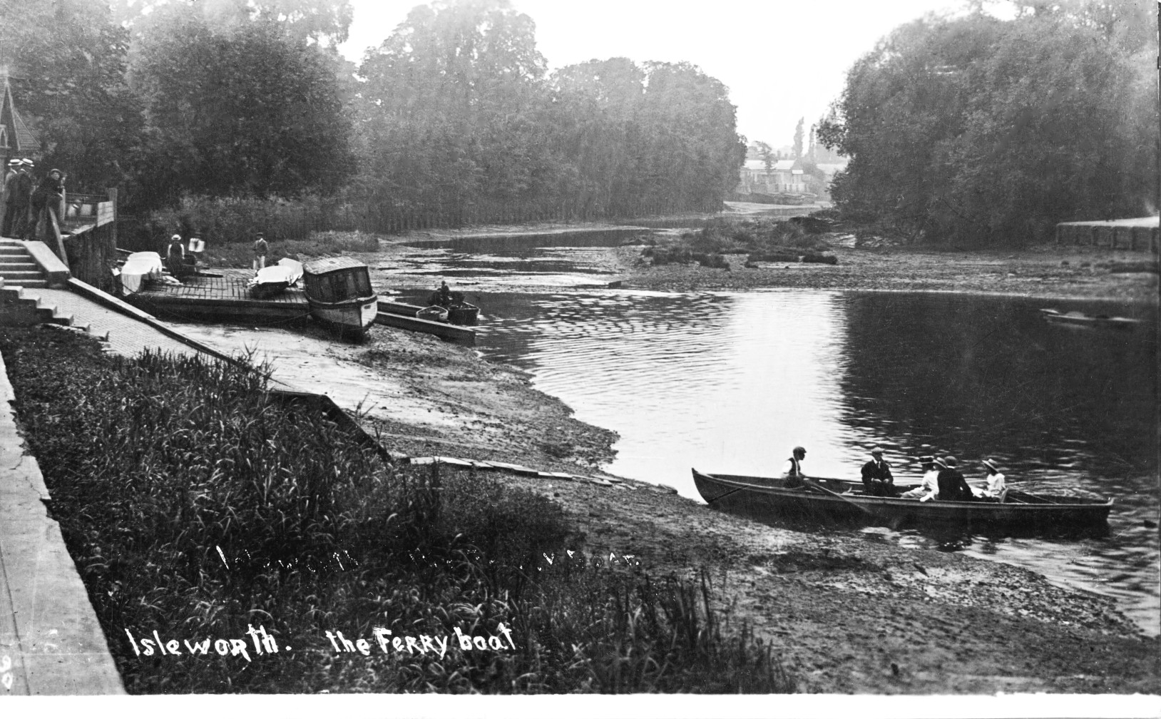 Isleworth Ferry at Railshead,ferry,river view